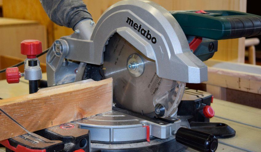 Carpintería de madera a medida para particulares y profesionales Carpintería de madera a medida para particulares y profesionales